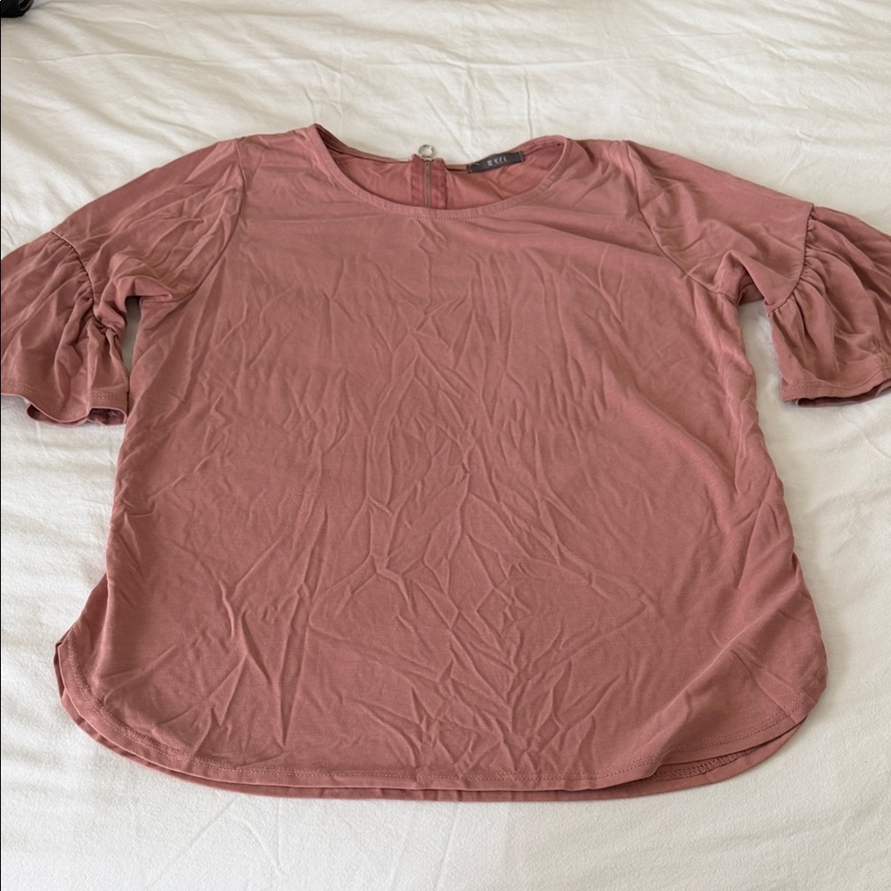 Chic Mauve Blouse with Puff Sleeves